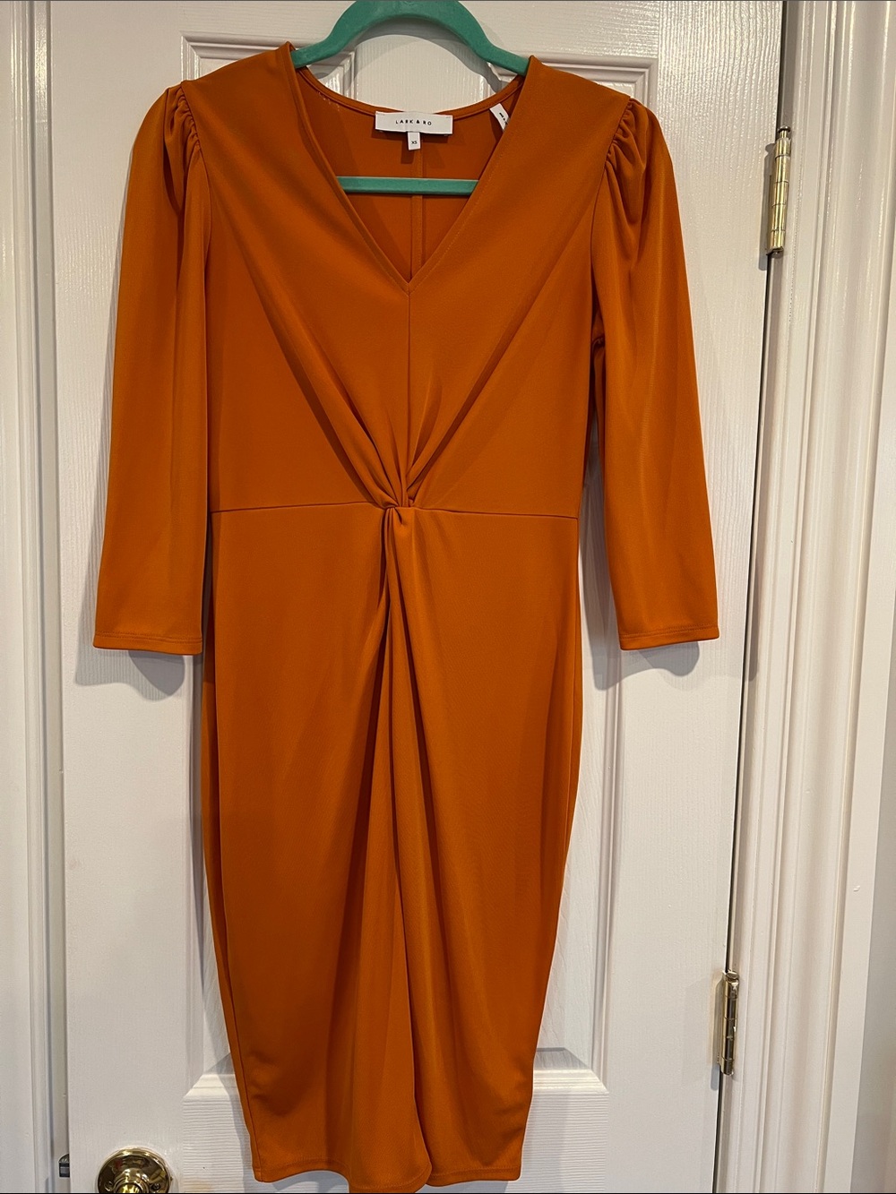 Lark & Ro Orange Twist-Front V-Neck Midi Dress